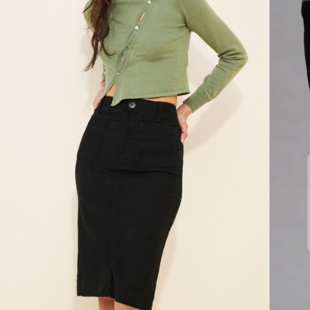 Black High-Waist Pencil Skirt